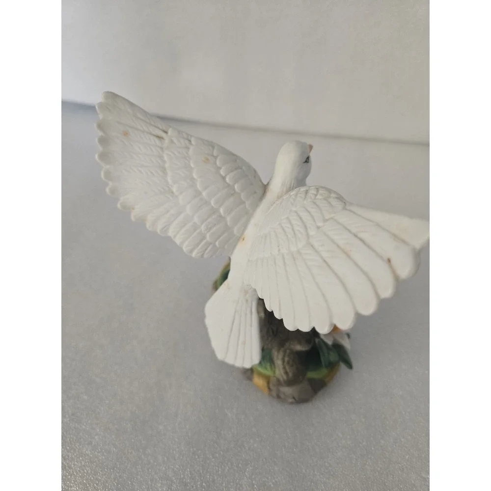 GEI Vintage 1997 White‎ Love Dove Birds Porcelain Ceramic Figurine